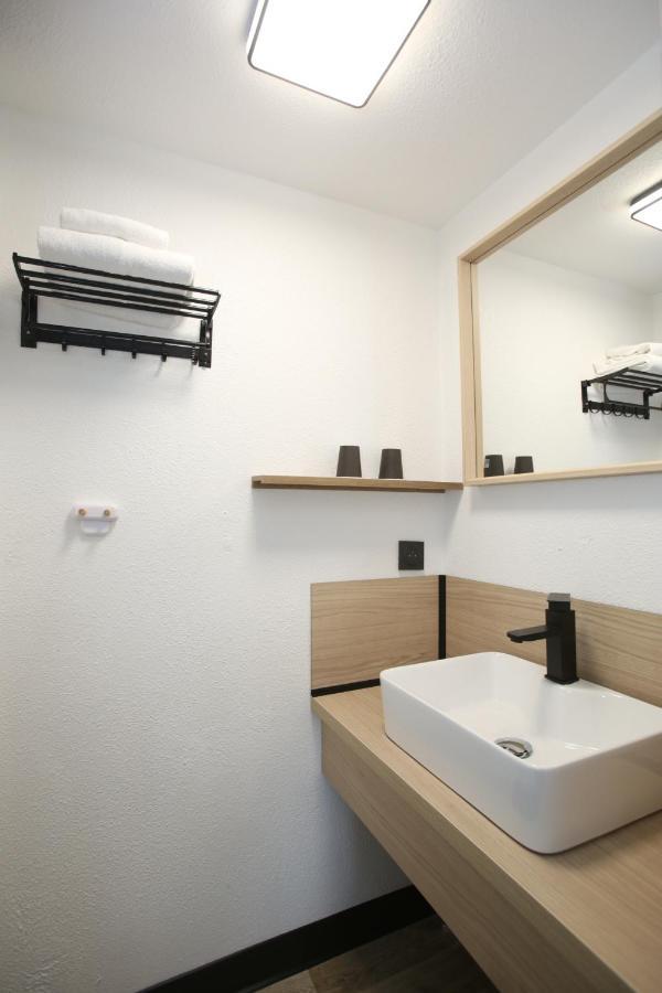 Enzo Hotels Chartres Mainvilliers By Kyriad Direct Εξωτερικό φωτογραφία