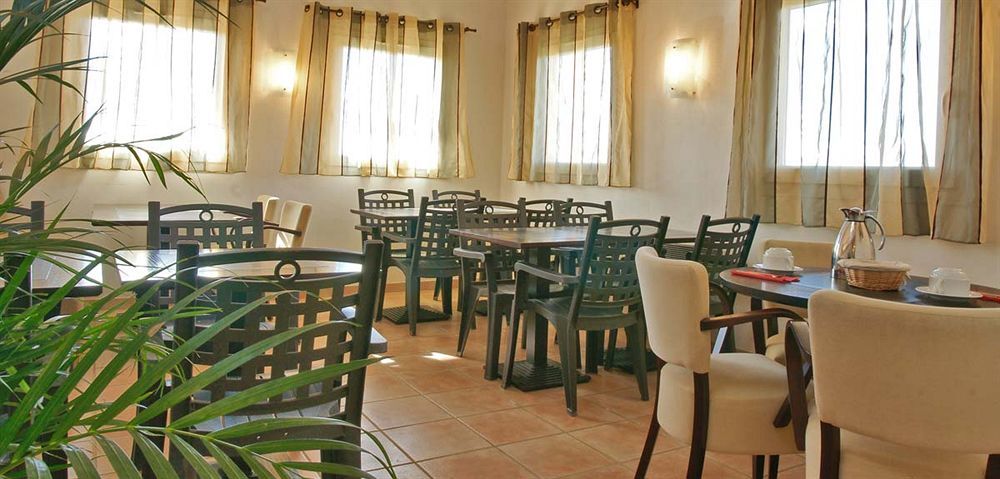 Enzo Hotels Chartres Mainvilliers By Kyriad Direct Εξωτερικό φωτογραφία