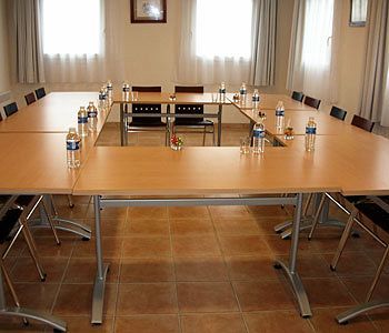 Enzo Hotels Chartres Mainvilliers By Kyriad Direct Εξωτερικό φωτογραφία